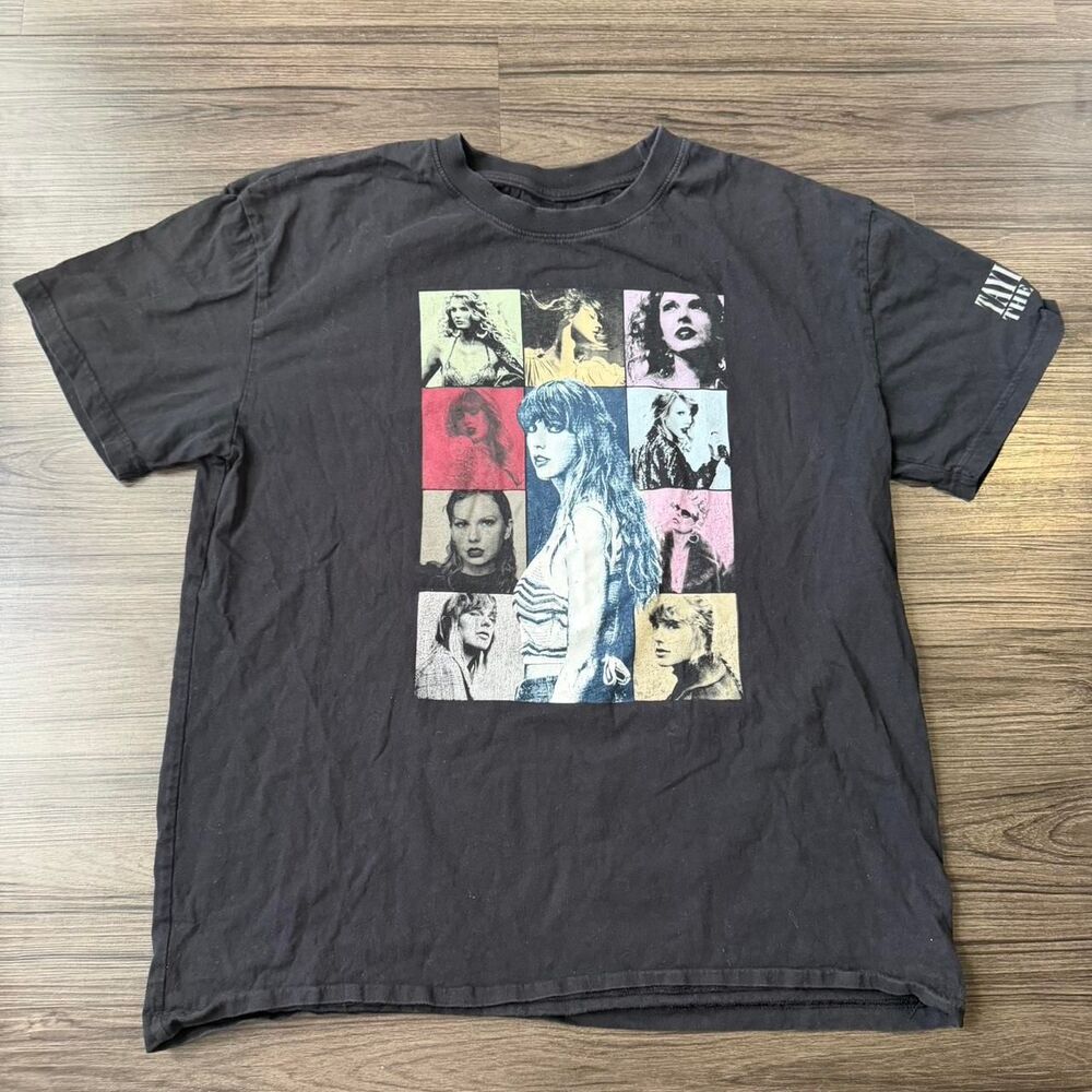 Taylor Swift The Eras Tour Official Merch Band Music Tee Size L Concert Festival